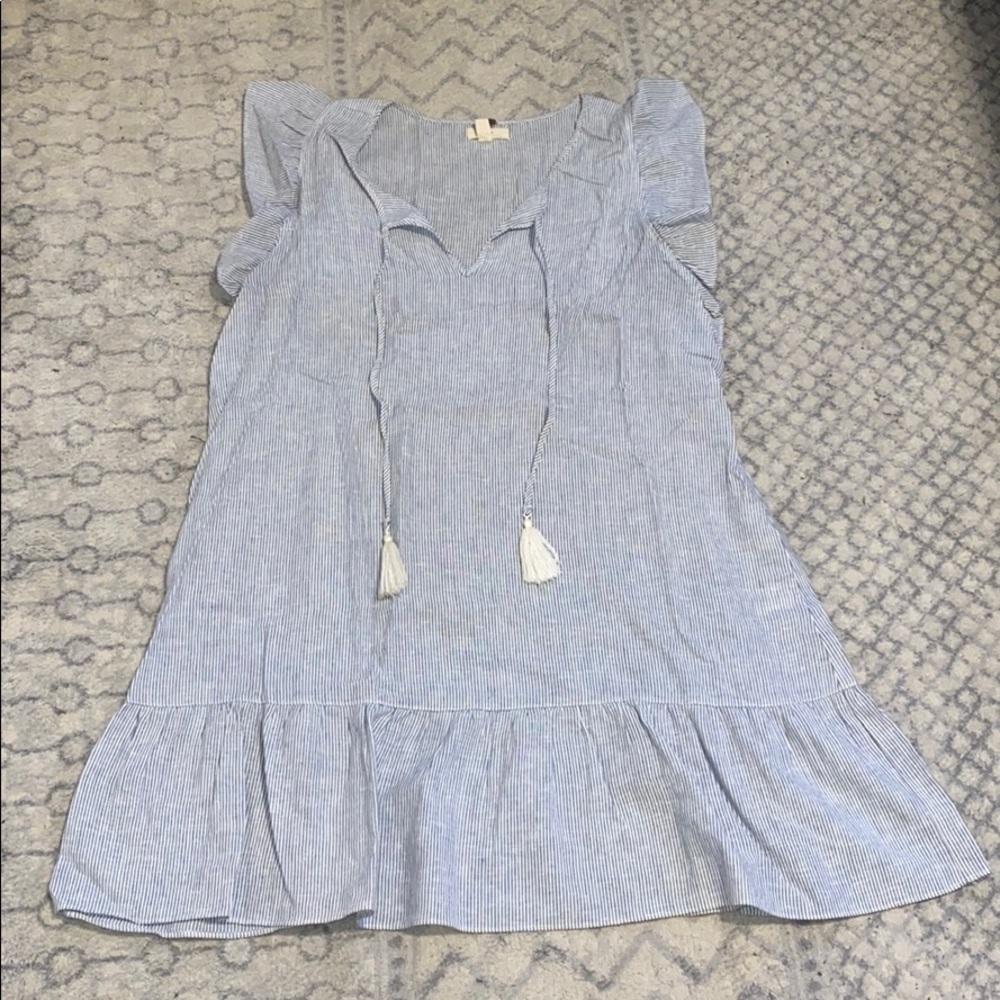 Like New Cupio Flutter Sleeve Dress Size L